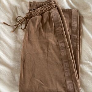 Levi's Tan Casual Pants